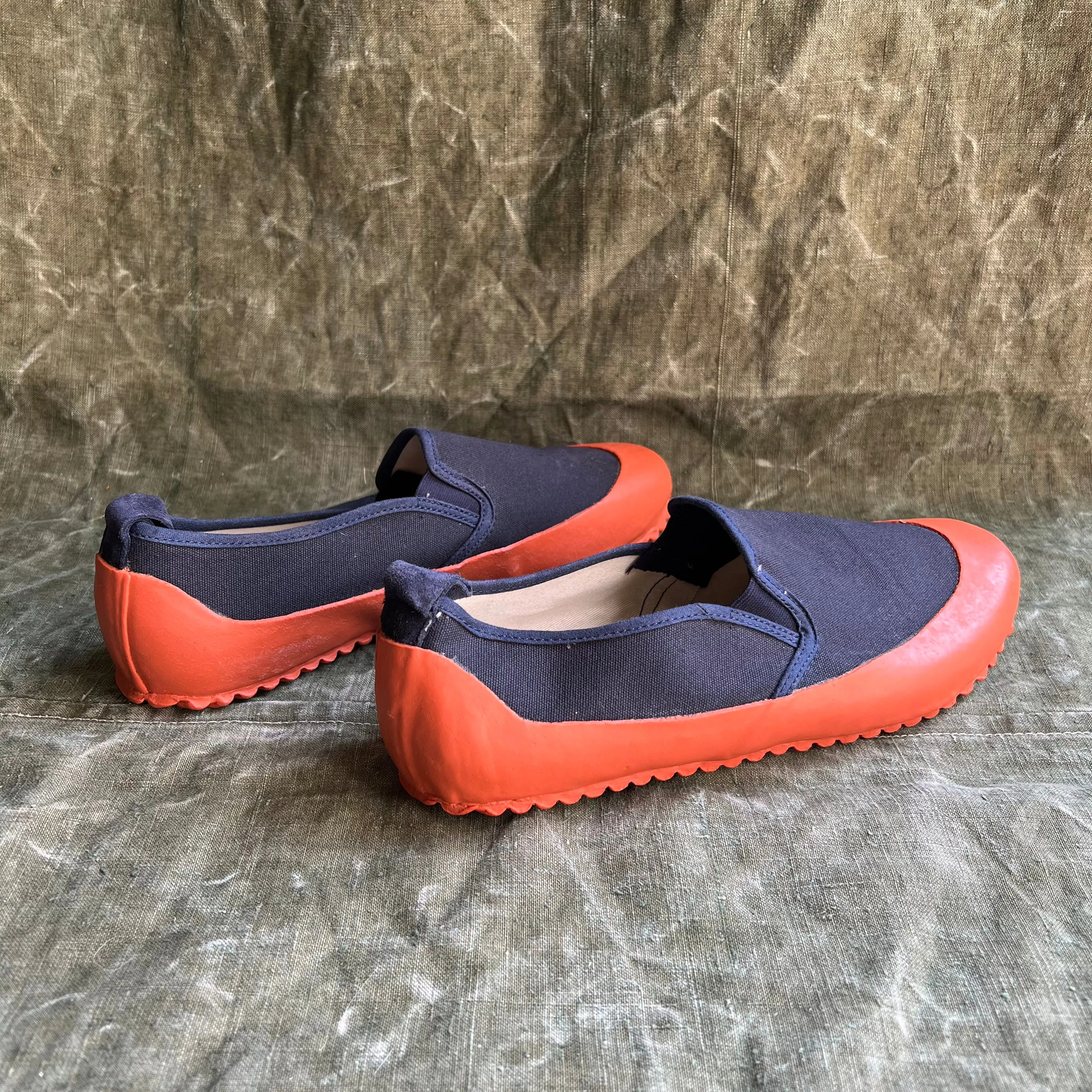 ARCHIVE SALE - MARINE SLIP ON, NAVY/ORANGE