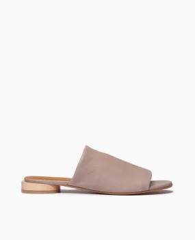 Court Sandal