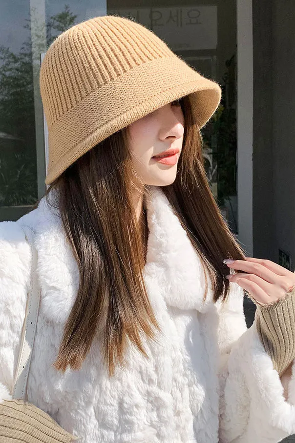 OVERSIZE KNIT BUCKET HAT (Final Sale)