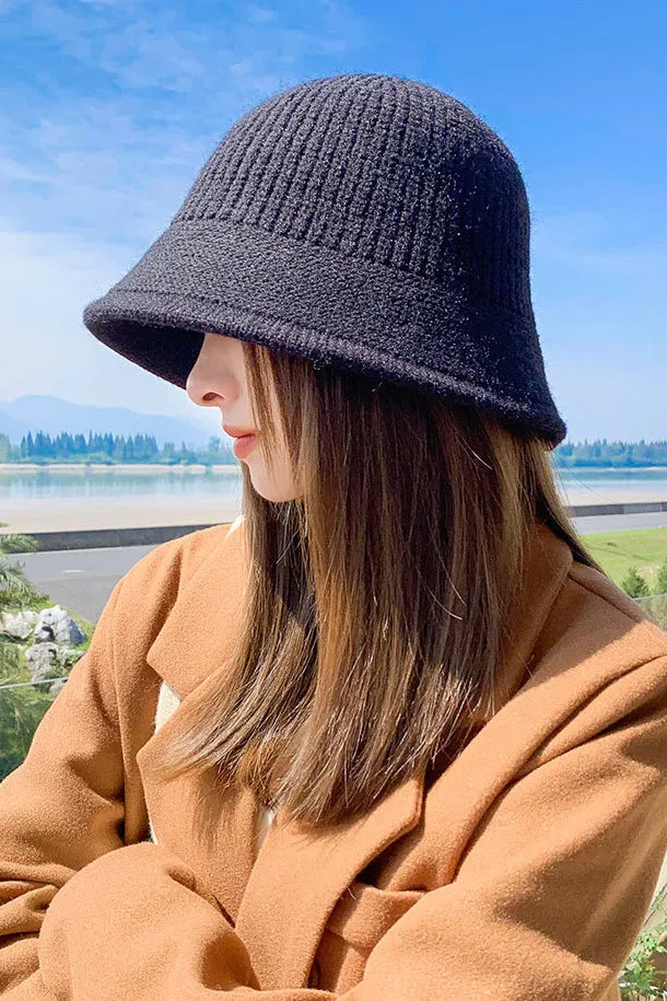 OVERSIZE KNIT BUCKET HAT (Final Sale)